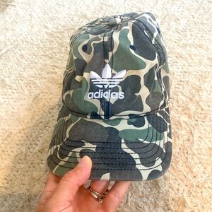 Adidas camo hat
